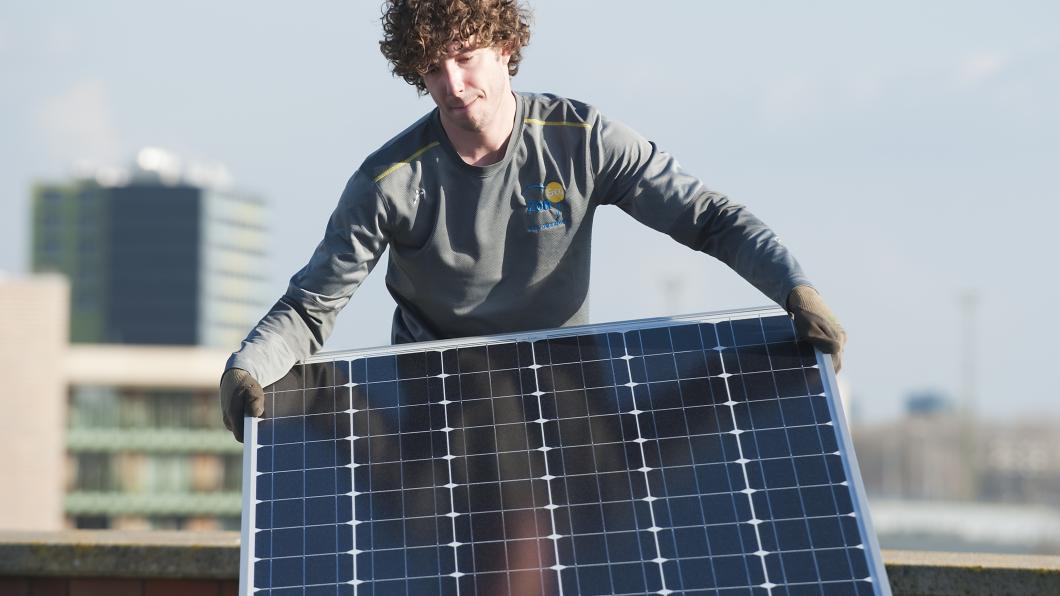 installatie zonnepanelen